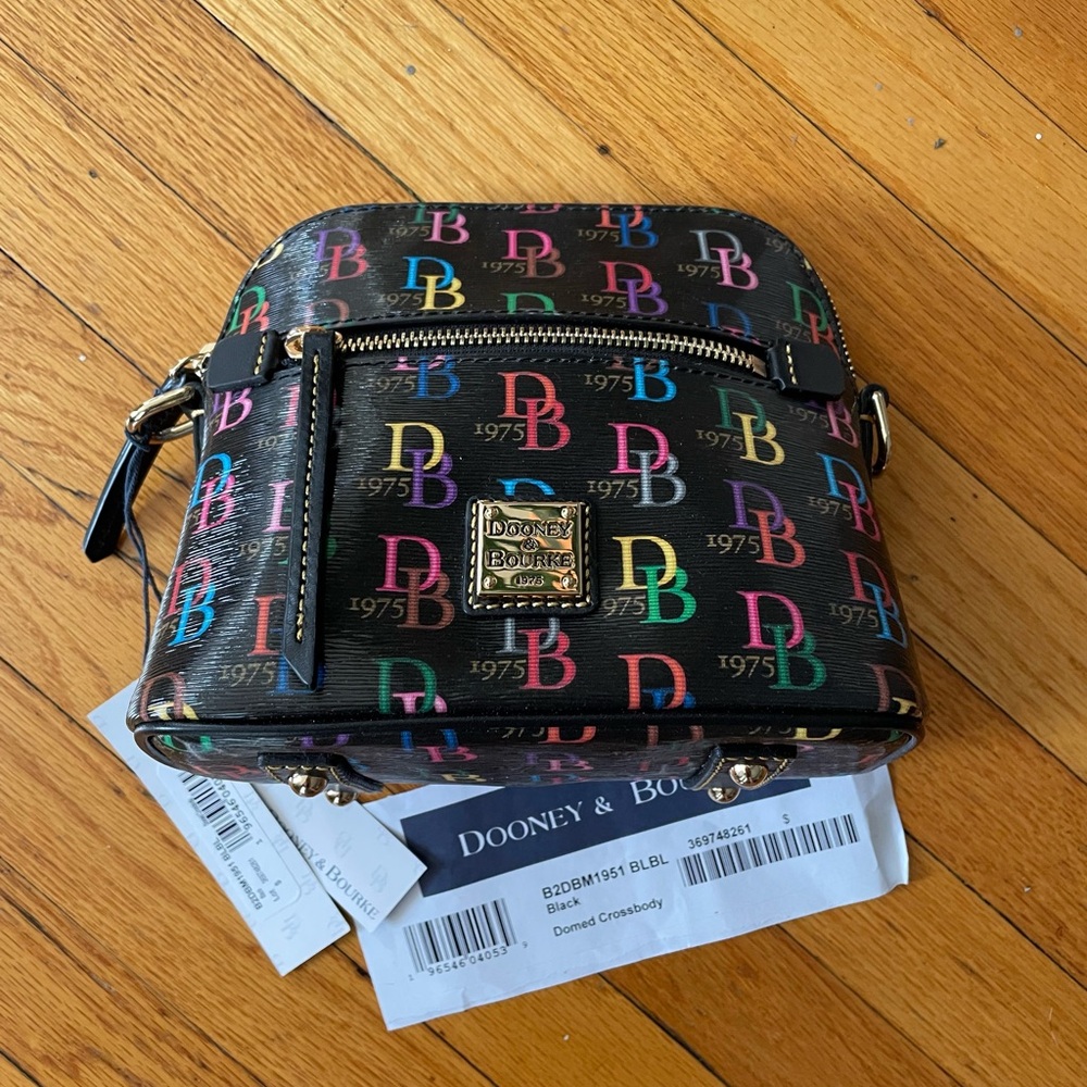 🦆 NWT Dooney & Bourke DB75 Multi Domed Crossbody Bag